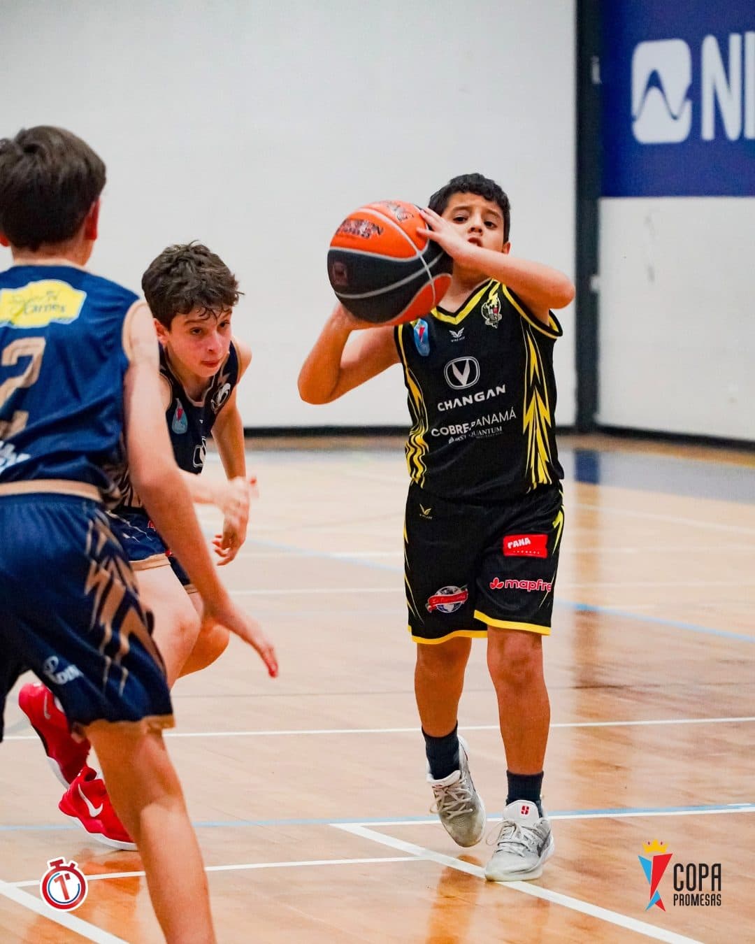 Colegio Javier vs AIP Fighting Owls — foto 9