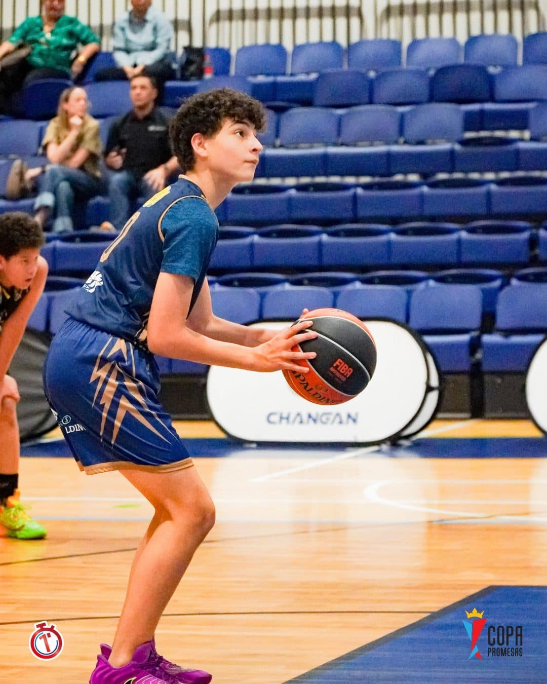 Colegio Javier vs AIP Fighting Owls — foto 18
