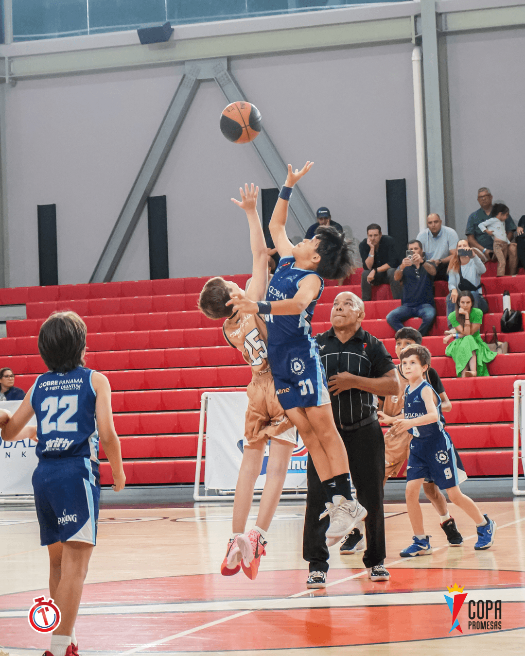 Dragons vs AIP Fighting Owls — foto 1