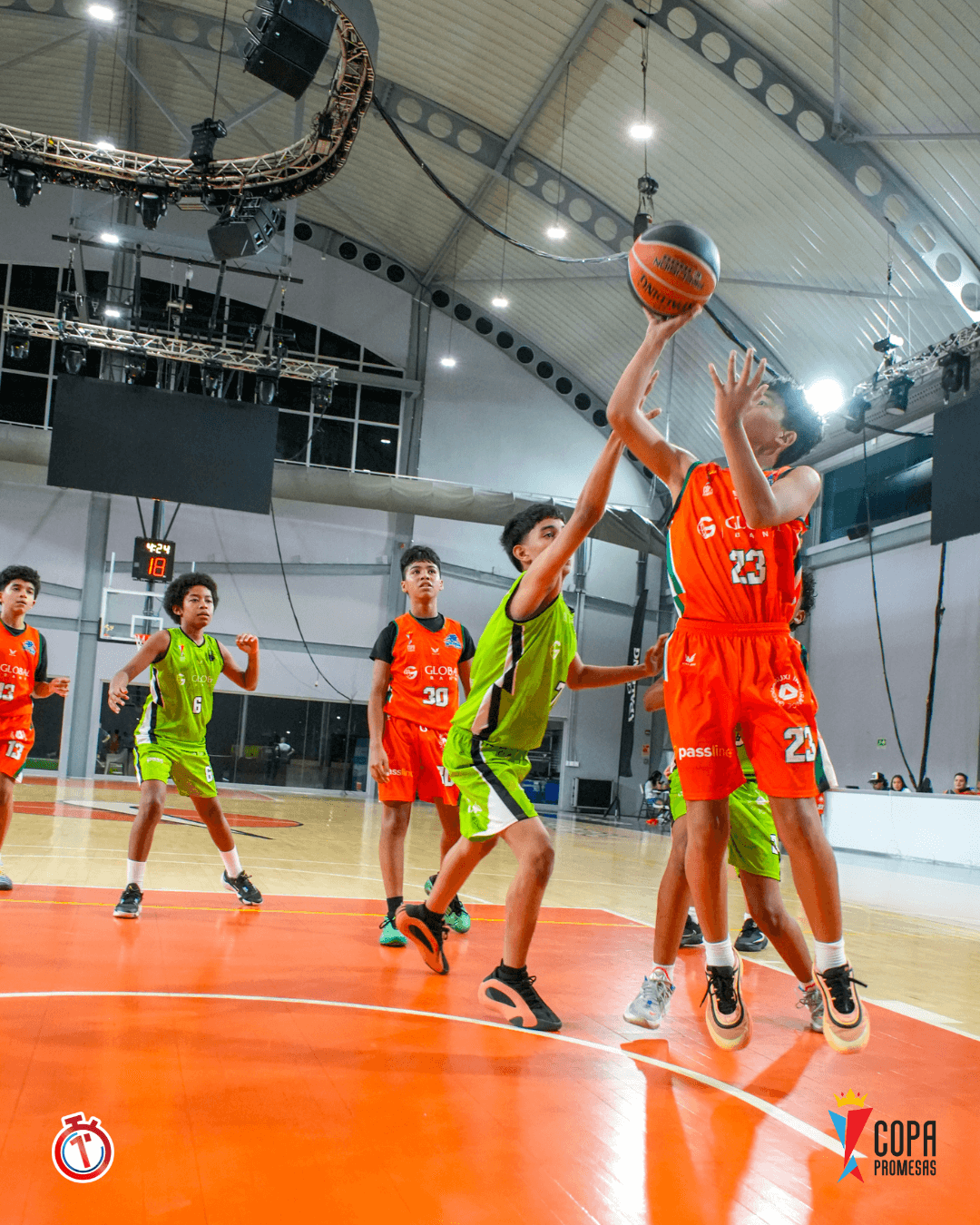 Green Panthers vs Wild Lynx — foto 1