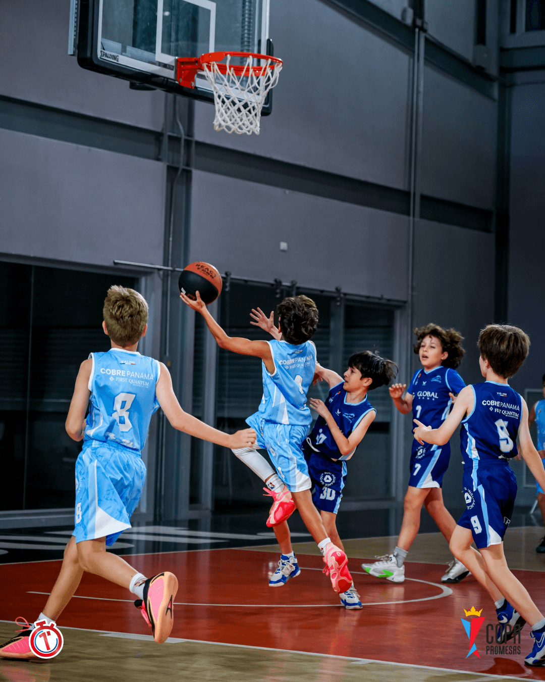 IAE Titans vs Dragons — foto 1