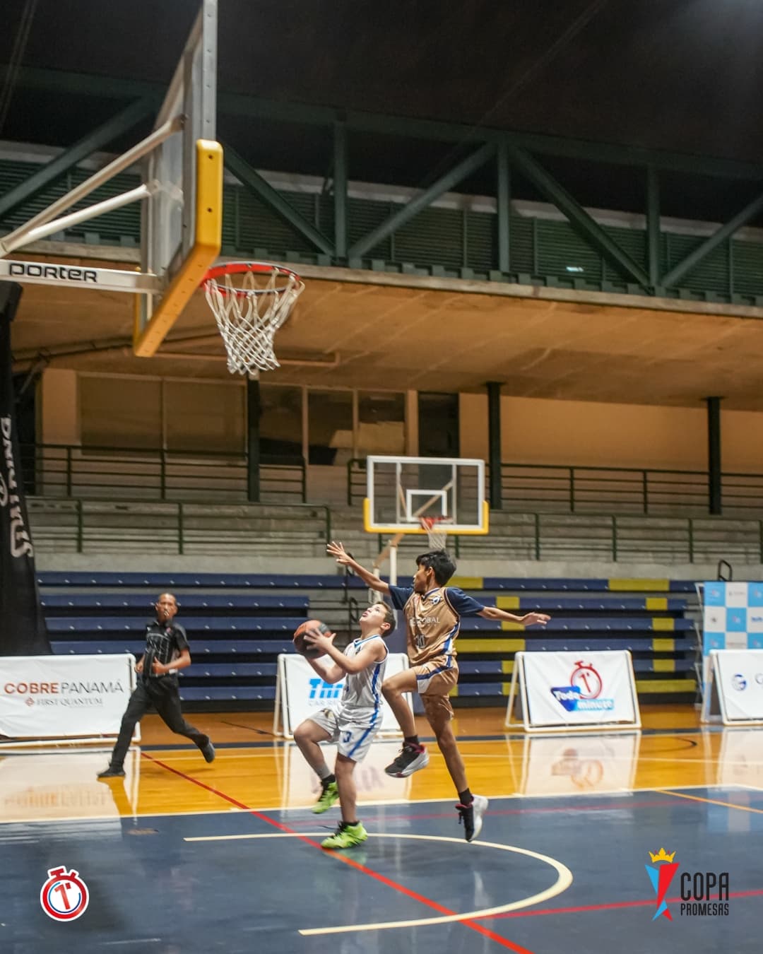 AHP Legends vs AIP Fighting Owls — foto 11