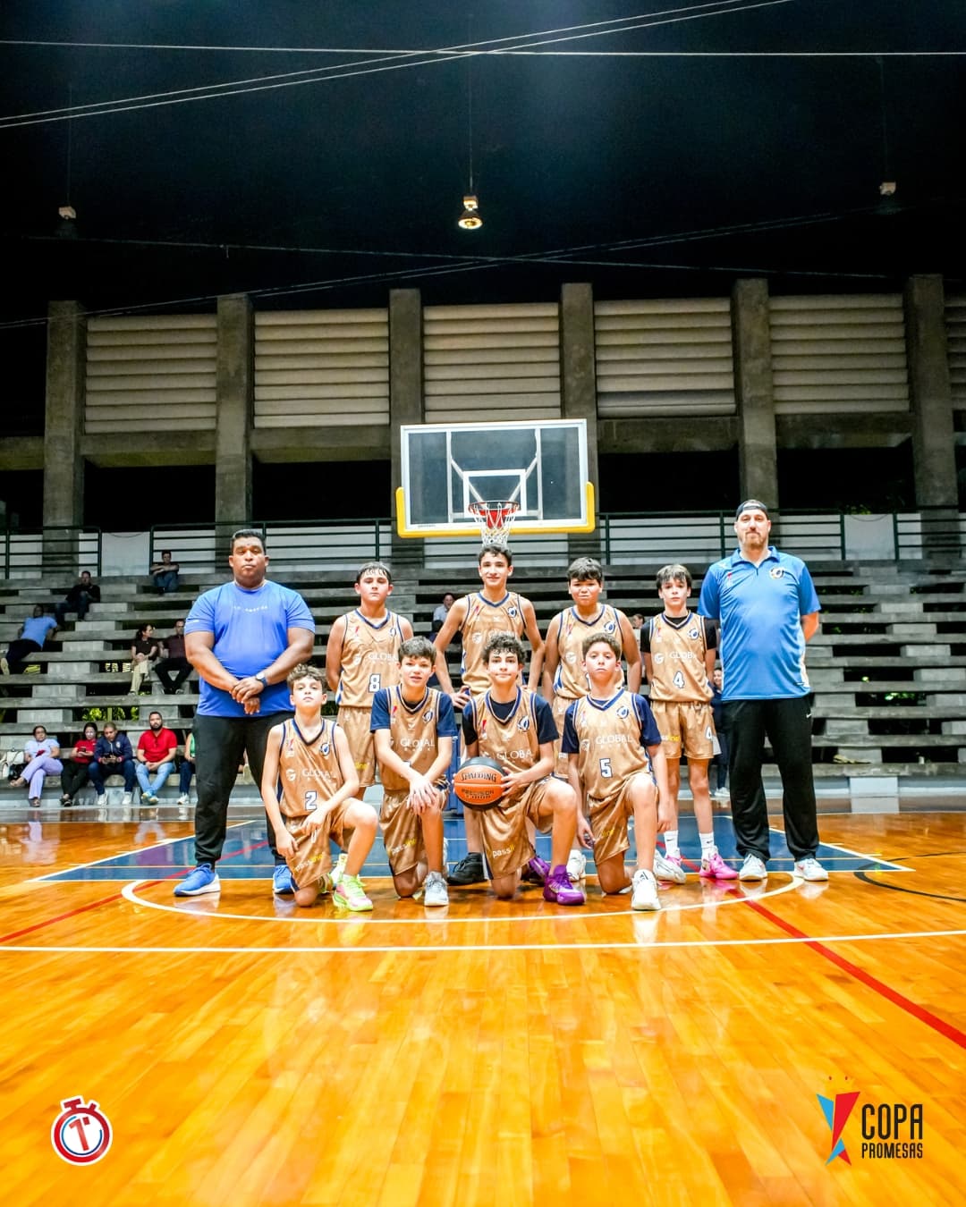 AIP Fighting Owls vs CBP Wildcats — foto 11
