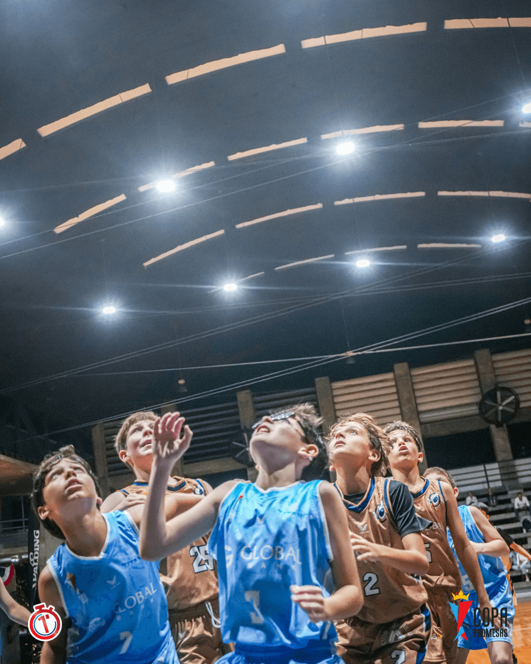IAE Titans vs AIP Fighting Owls — foto 12