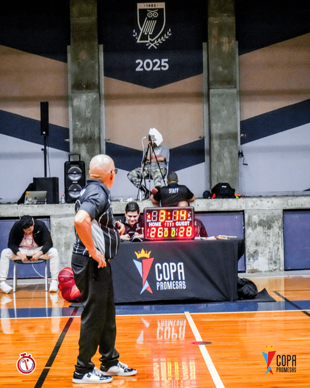 IAE Titans vs AIP Fighting Owls — foto 13