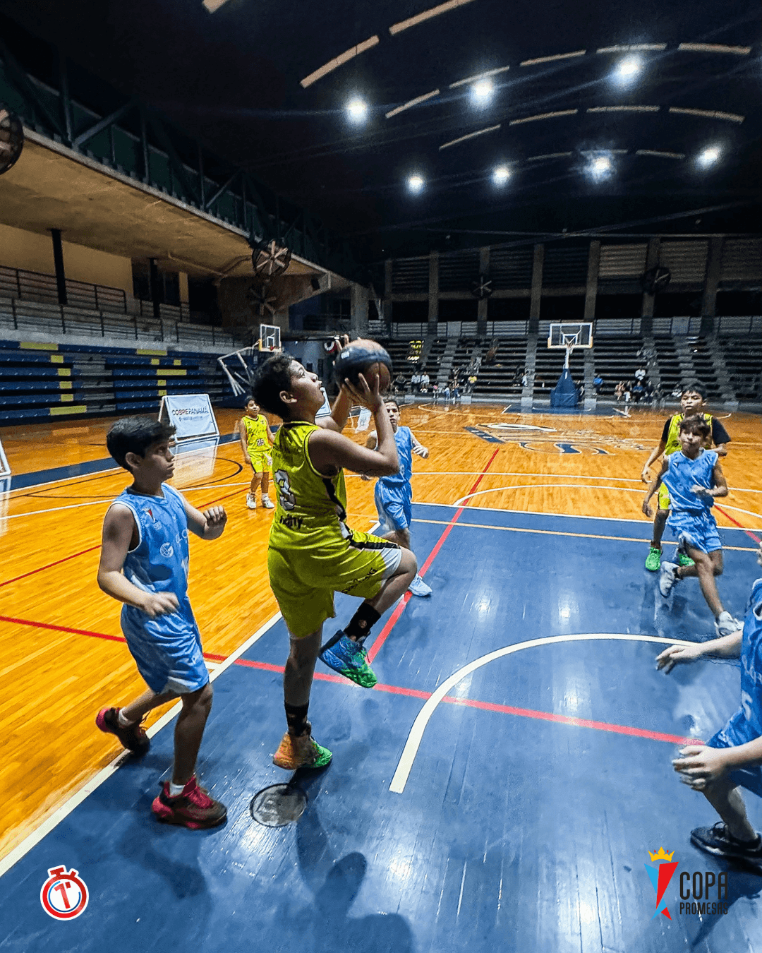 IAE Titans vs Colegio Javier — foto 13