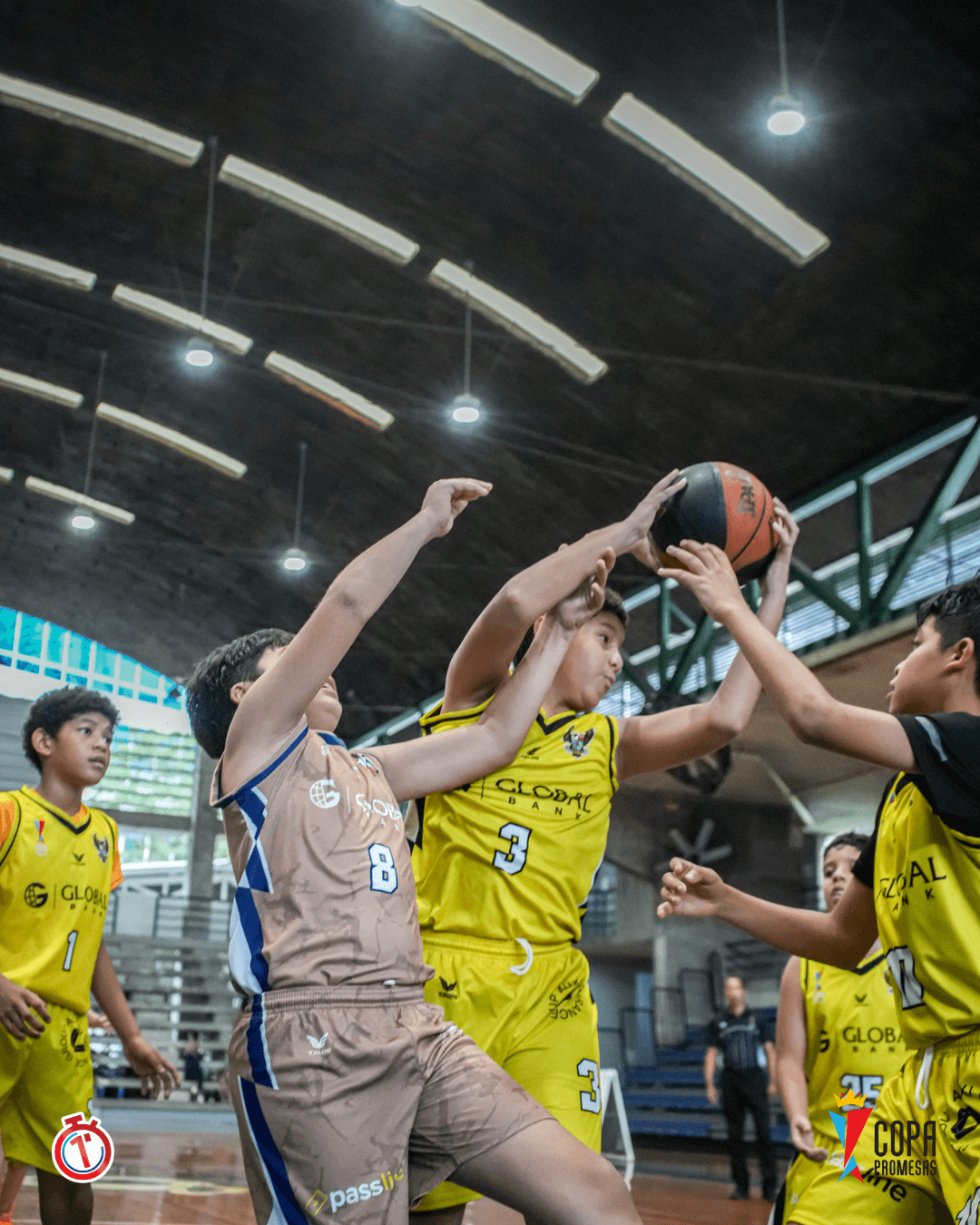 AIP Fighting Owls vs Colegio Javier — foto 13