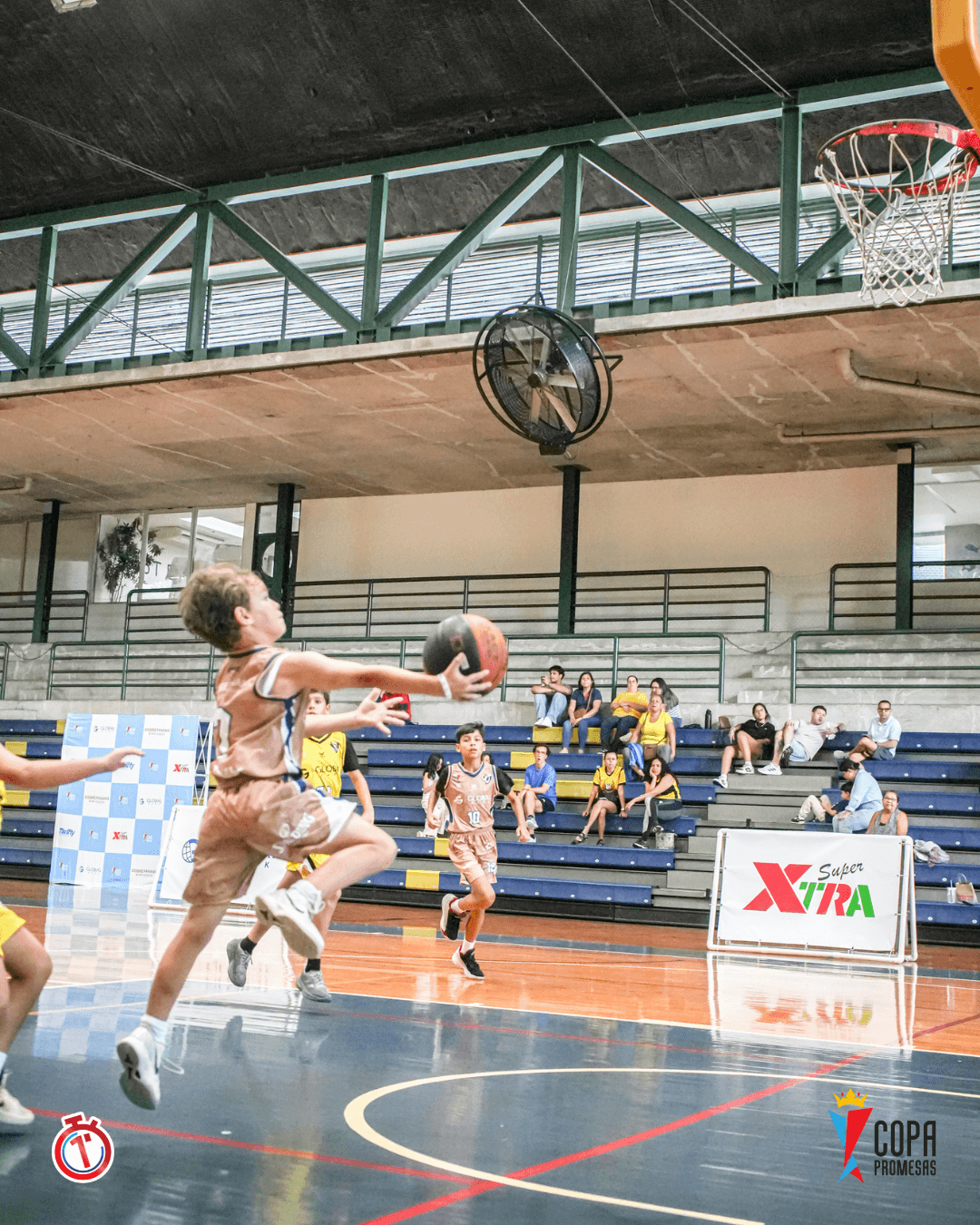 AIP Fighting Owls vs Colegio Javier — foto 14