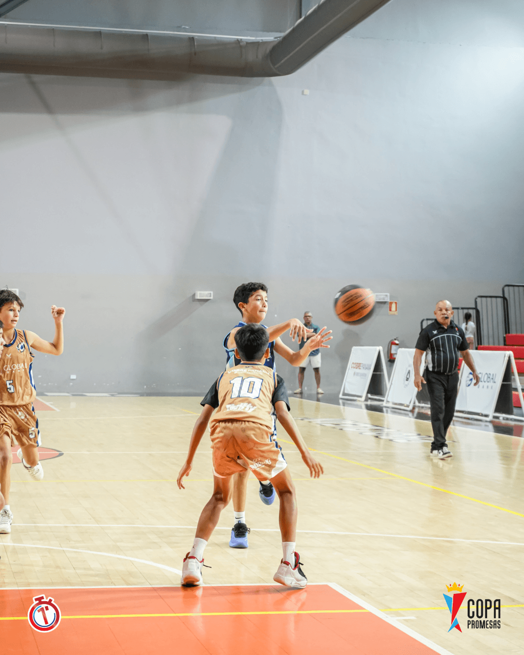 Dragons vs AIP Fighting Owls — foto 15
