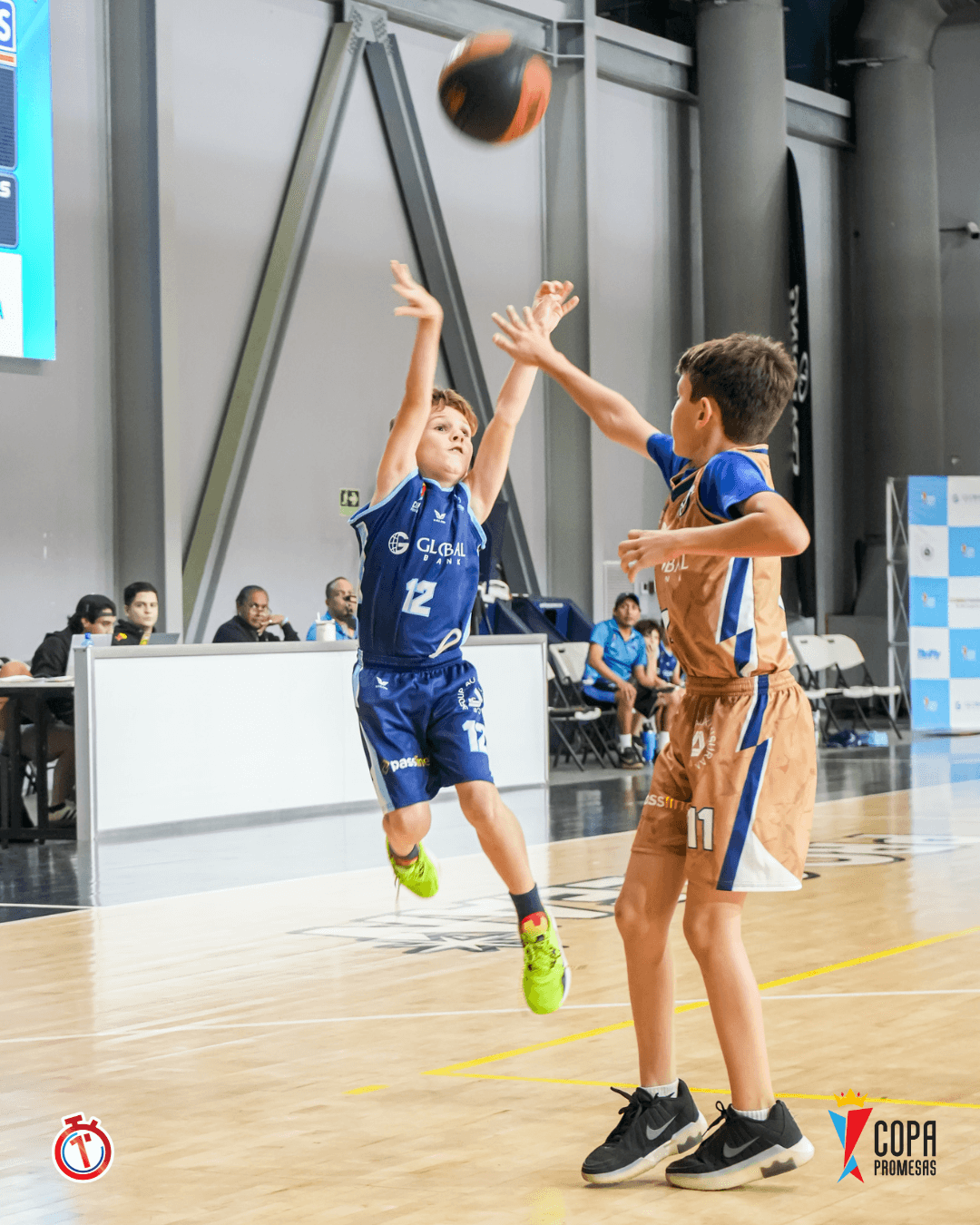 Dragons vs AIP Fighting Owls — foto 16