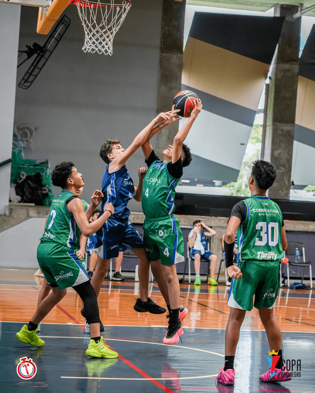 Hawks vs Wild Lynx — foto 16