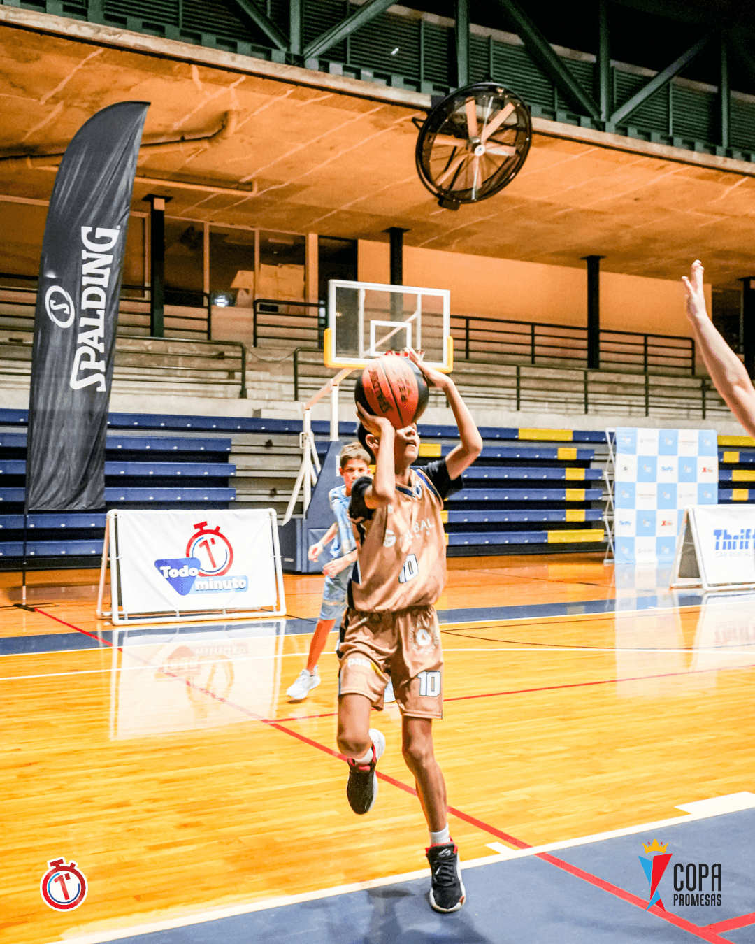 IAE Titans vs AIP Fighting Owls — foto 17
