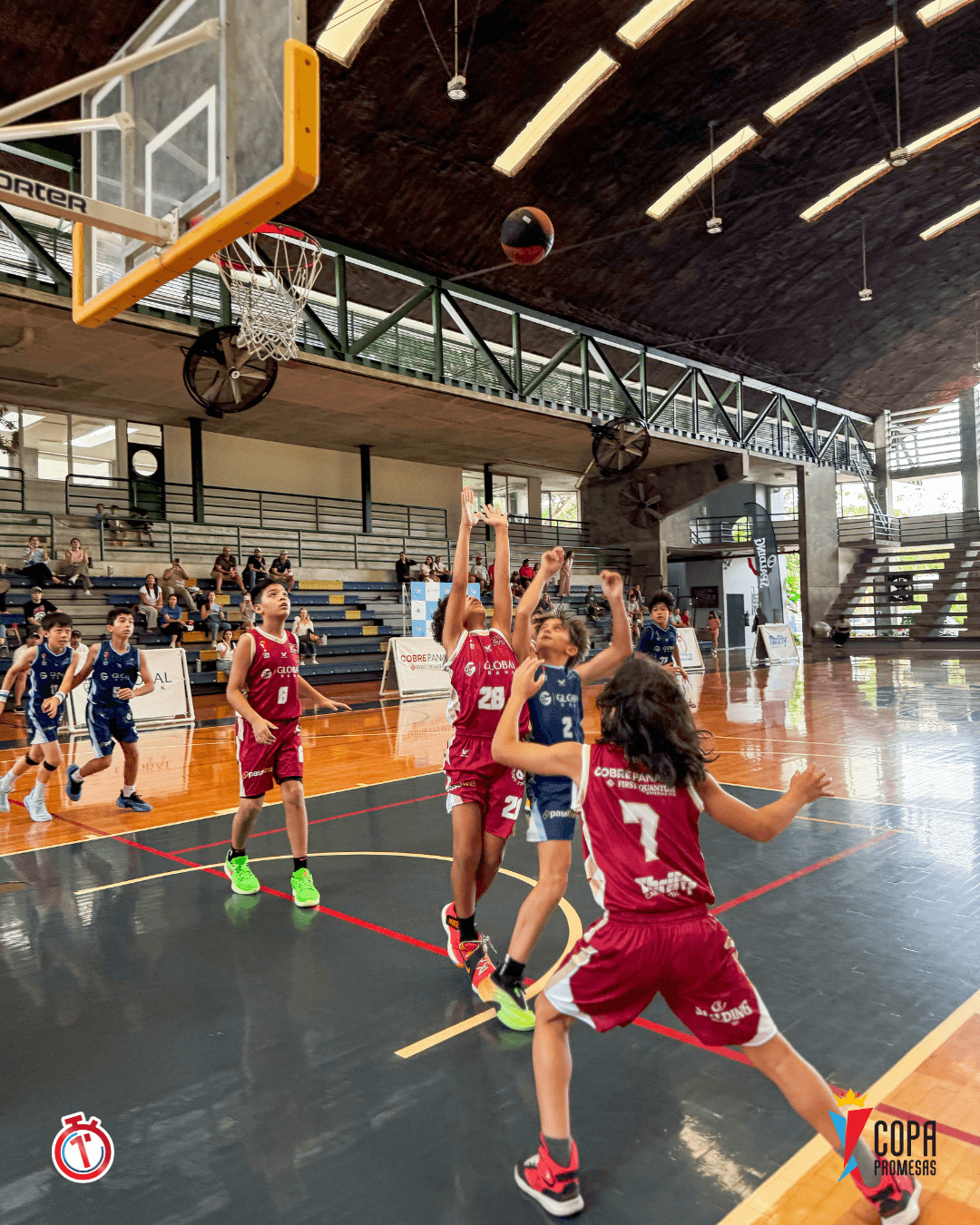 Dragons vs Mustang — foto 18