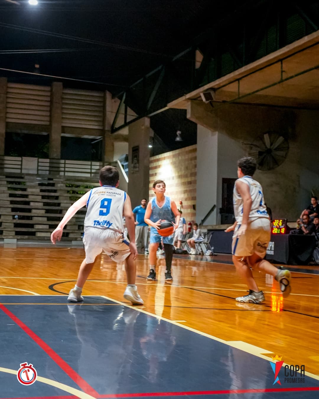 IAE Titans vs AHP Legends — foto 18