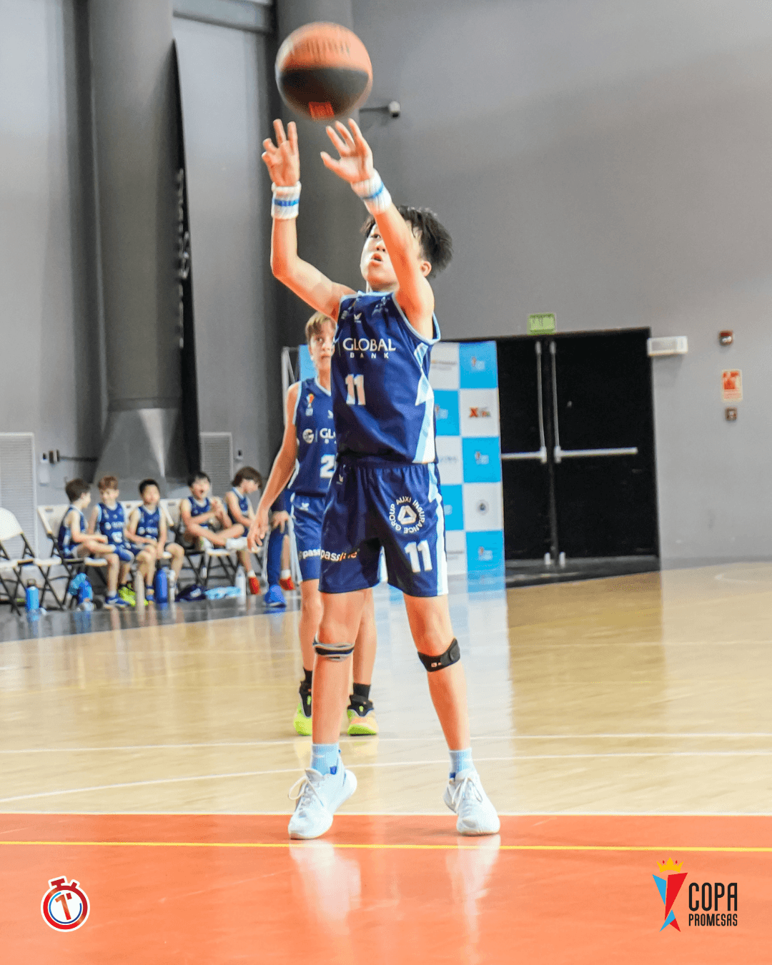 Dragons vs AIP Fighting Owls — foto 19