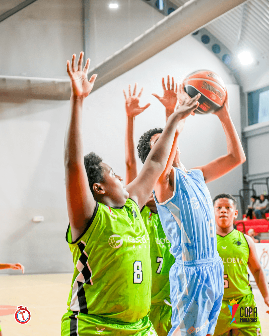 IAE Titans vs Green Panthers — foto 2