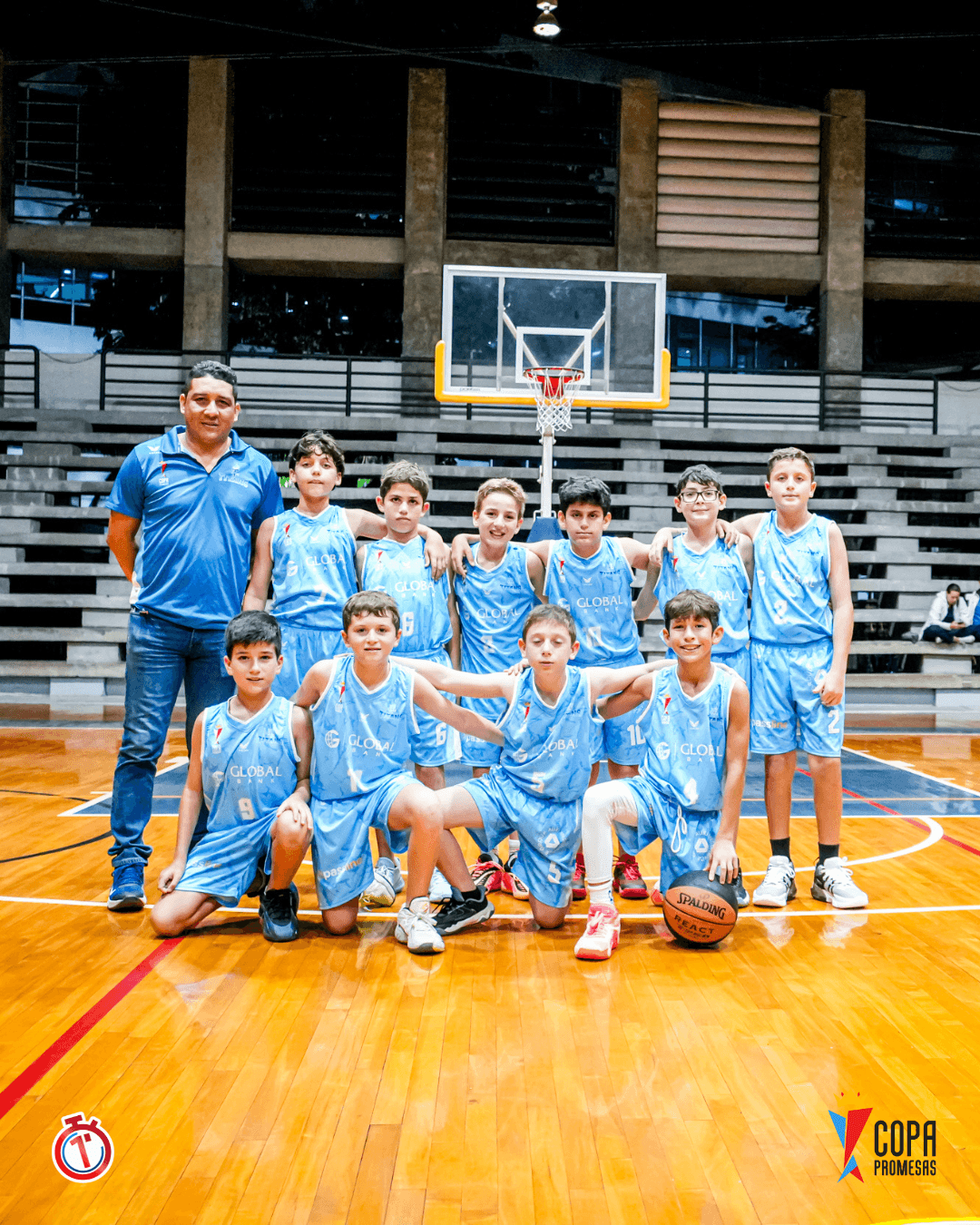 IAE Titans vs AIP Fighting Owls — foto 3