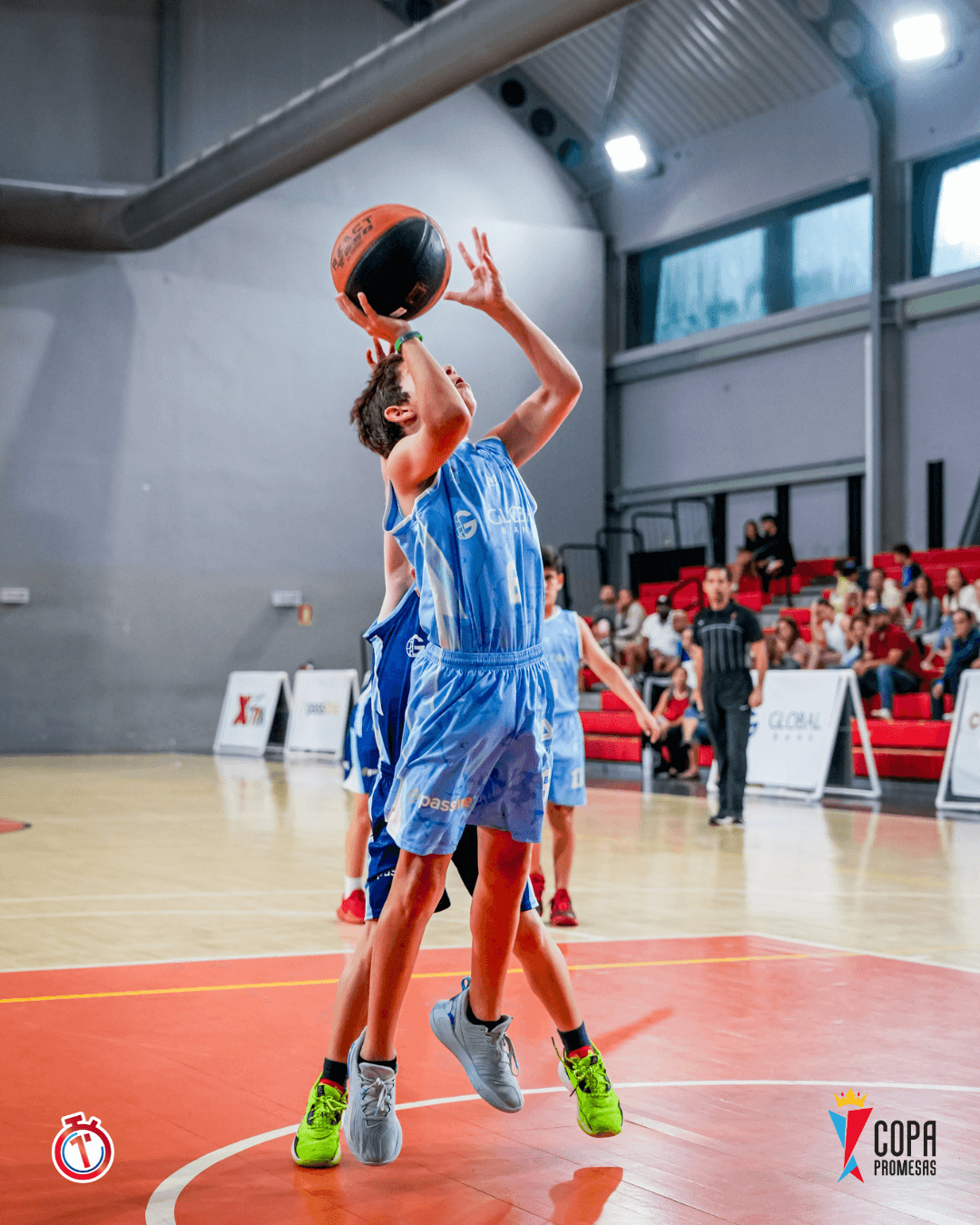 IAE Titans vs Dragons — foto 2