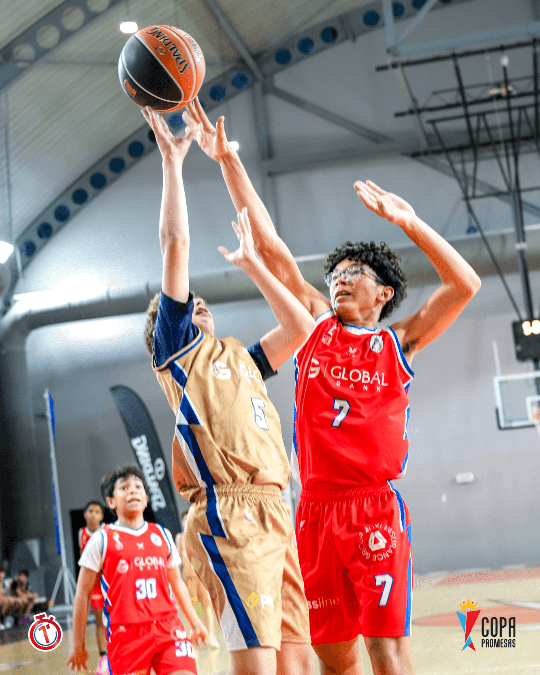 AIP Fighting Owls vs CBP Wildcats — foto 22