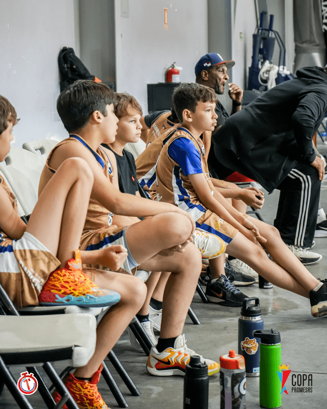 Dragons vs AIP Fighting Owls — foto 23