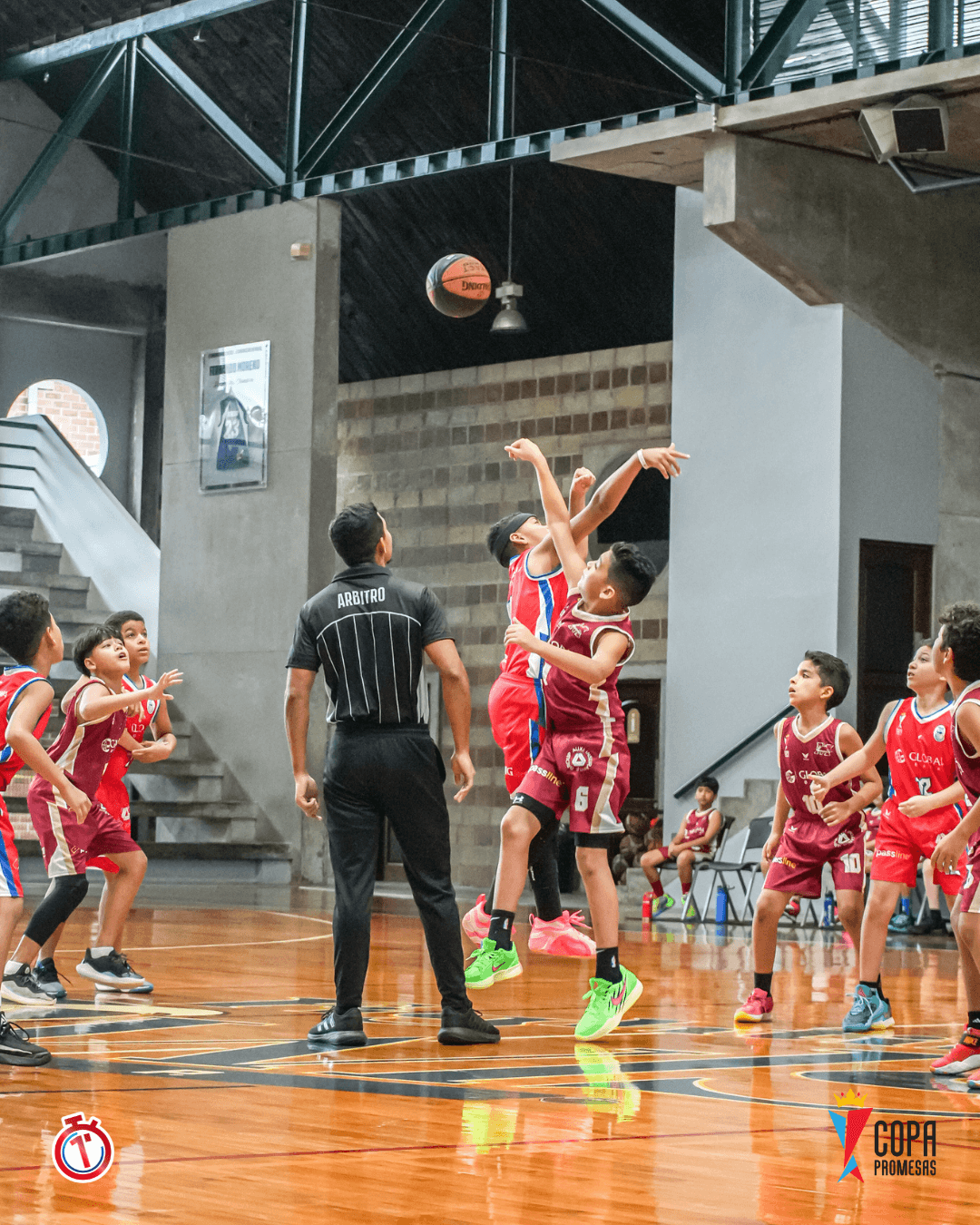 Mustang vs CBP Wildcats — foto 3