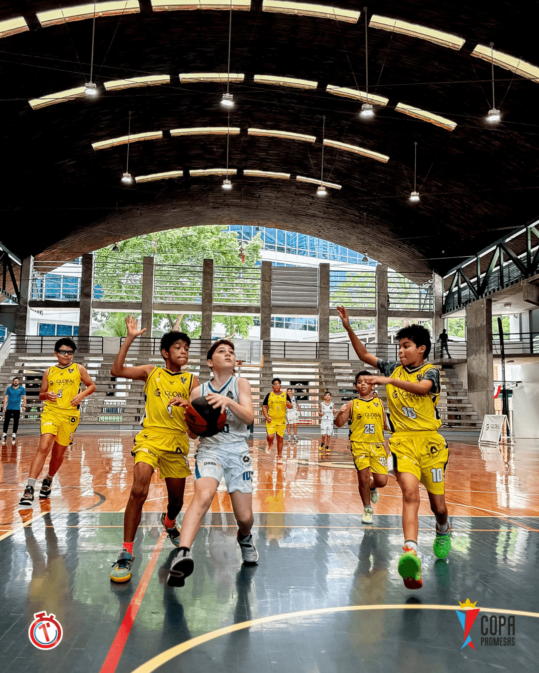 AHP Legends vs Colegio Javier — foto 3