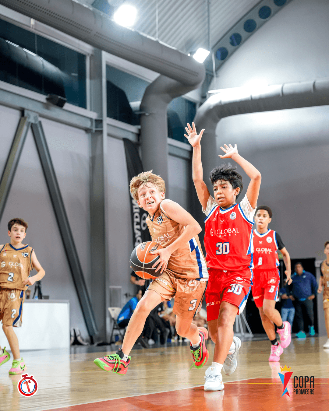 AIP Fighting Owls vs CBP Wildcats — foto 3