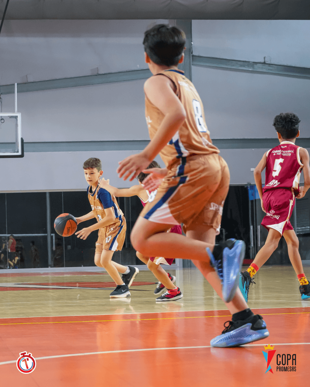 Mustang vs AIP Fighting Owls — foto 3