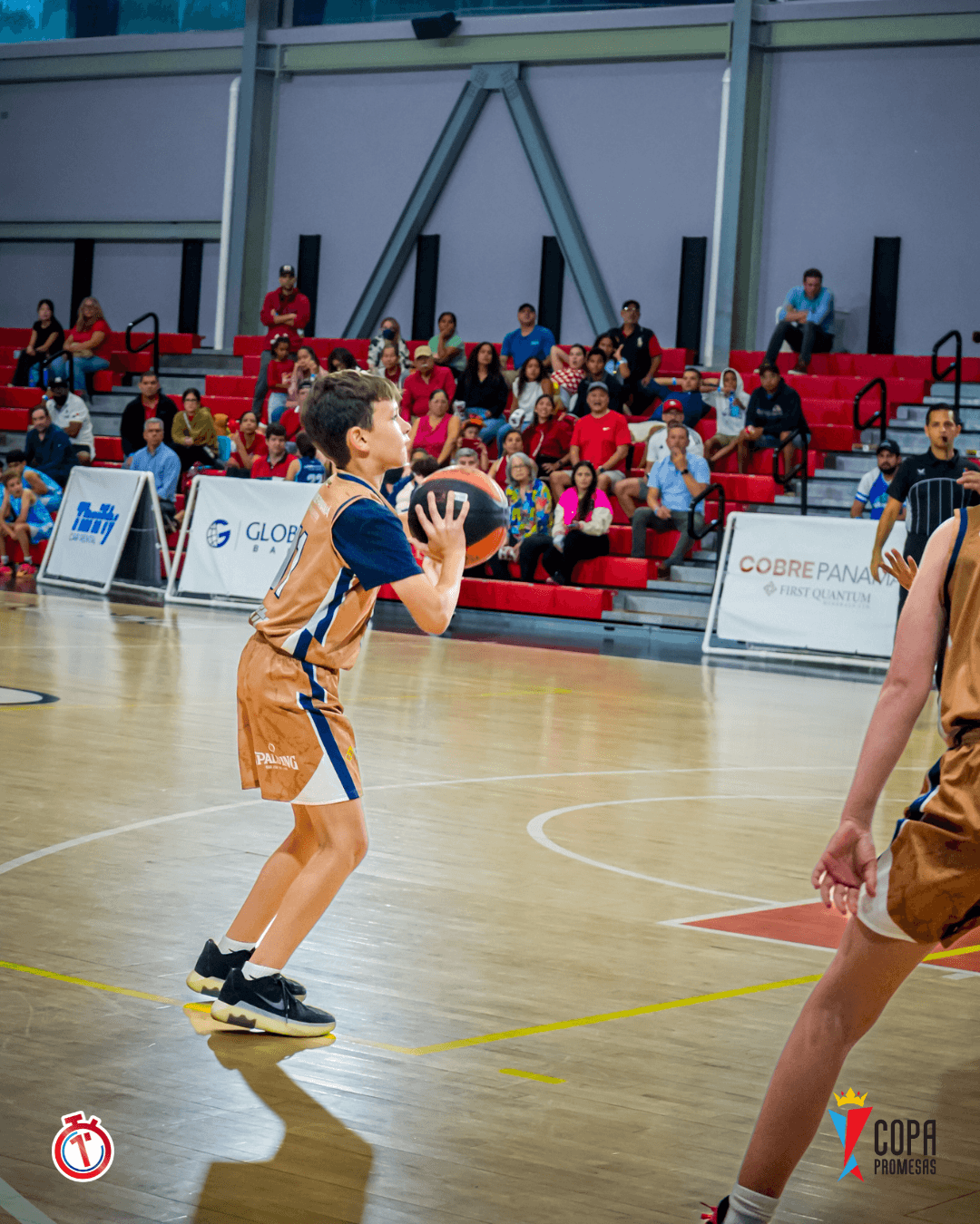 Mustang vs AIP Fighting Owls — foto 7