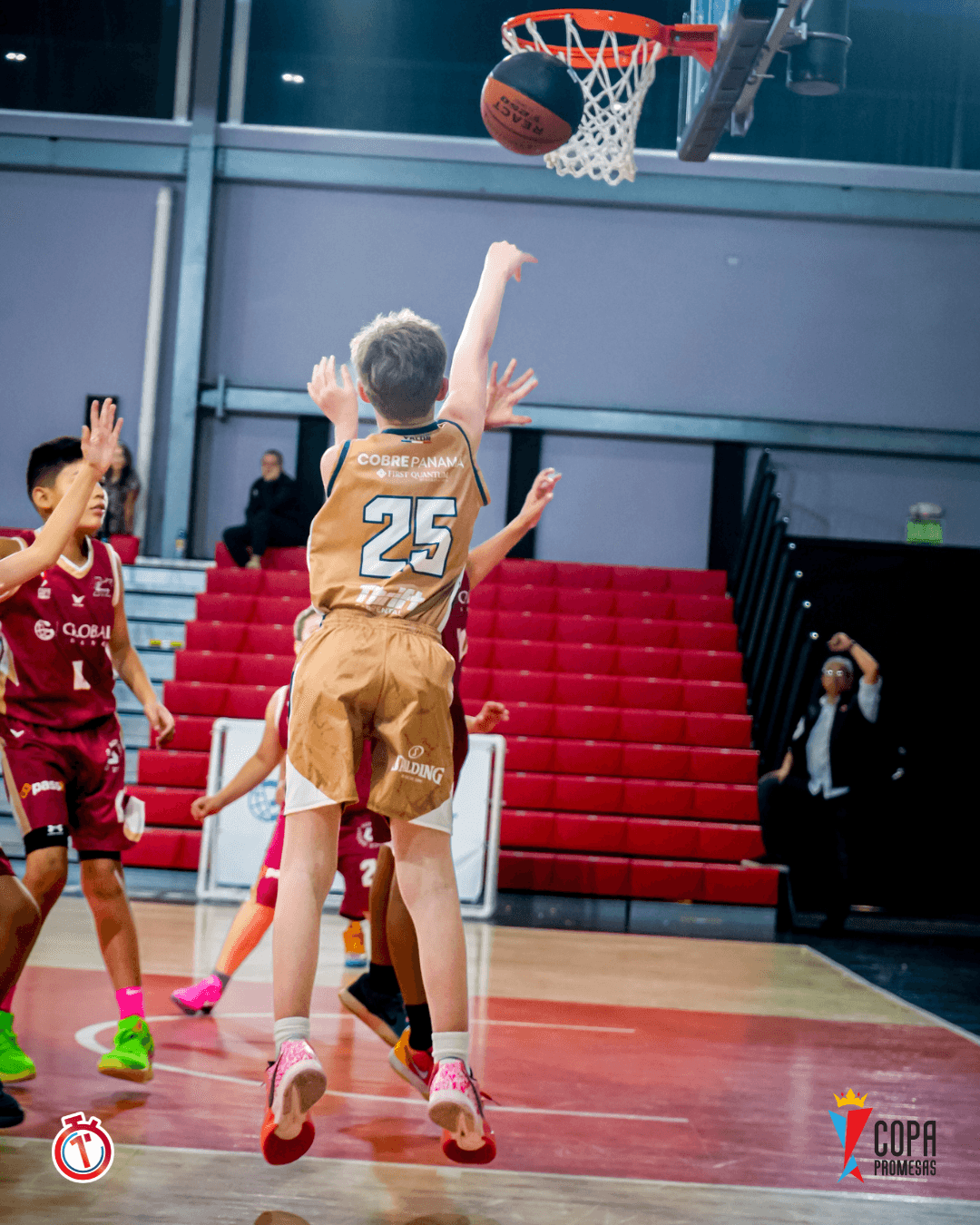 Mustang vs AIP Fighting Owls — foto 8