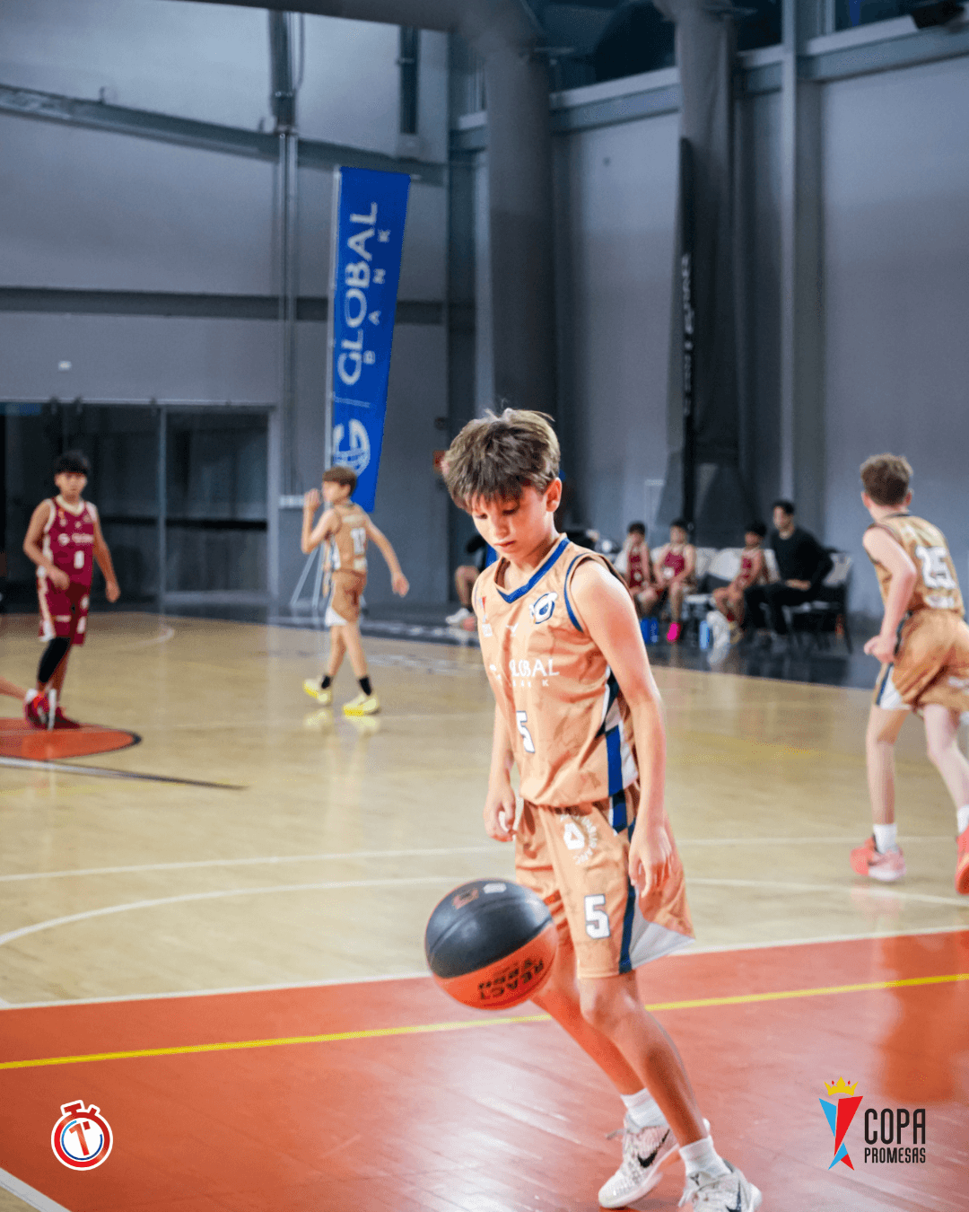 Mustang vs AIP Fighting Owls — foto 11