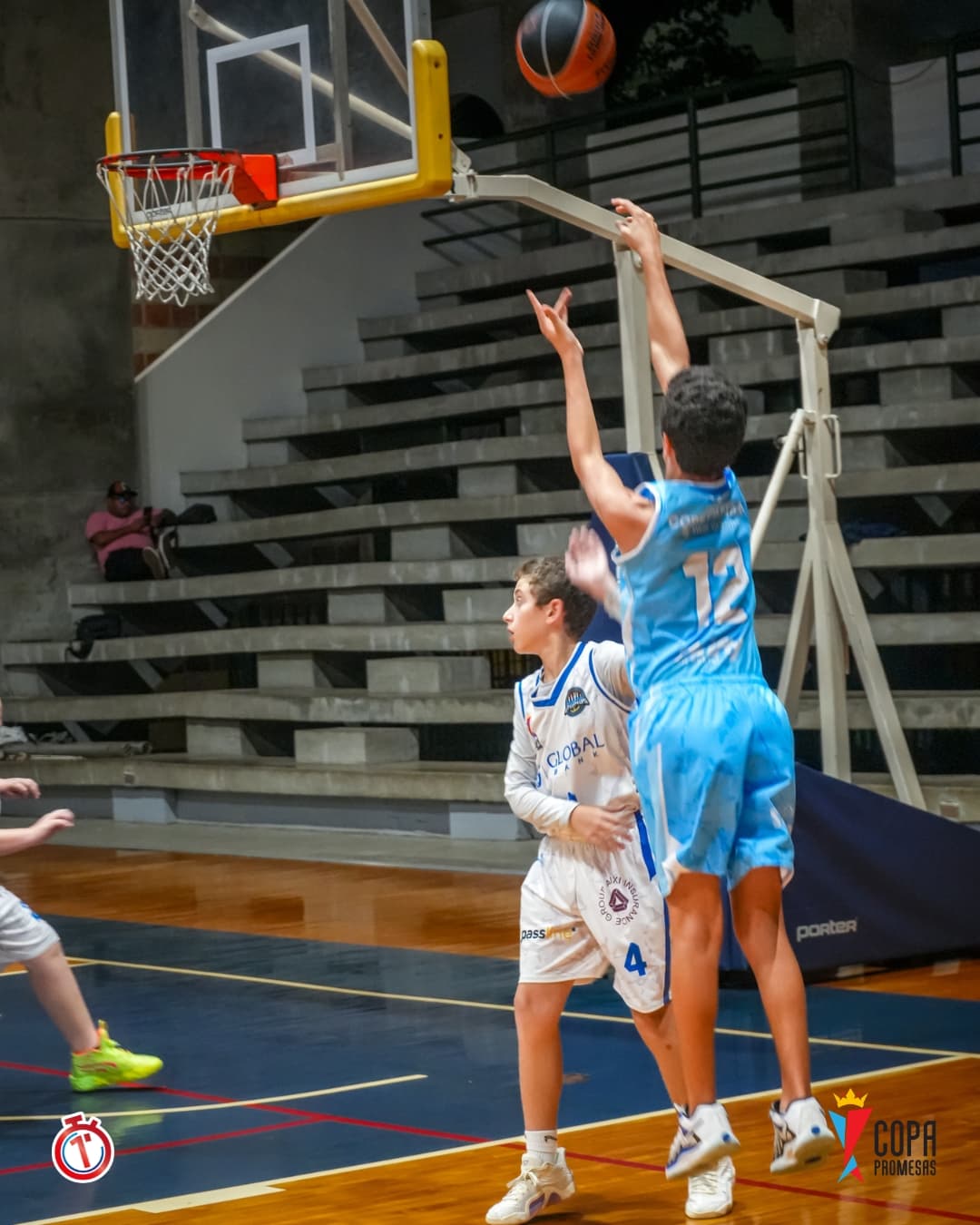 IAE Titans vs AHP Legends — foto 5
