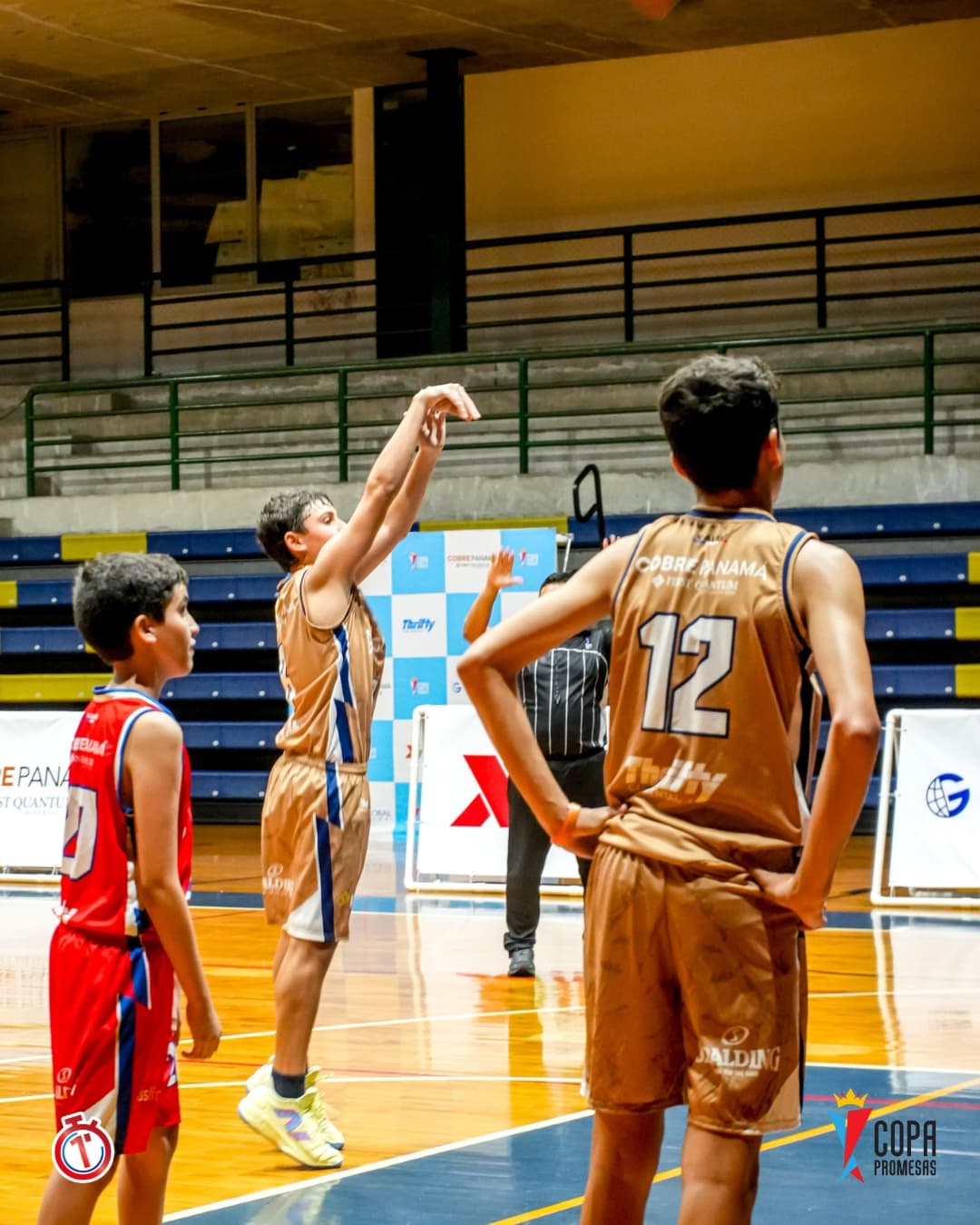 AIP Fighting Owls vs CBP Wildcats — foto 5