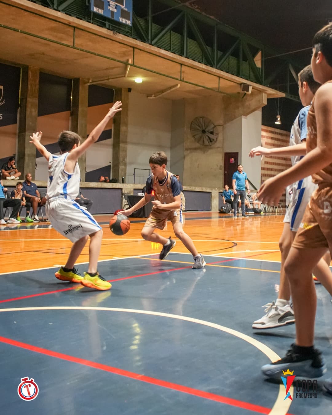 AHP Legends vs AIP Fighting Owls — foto 6