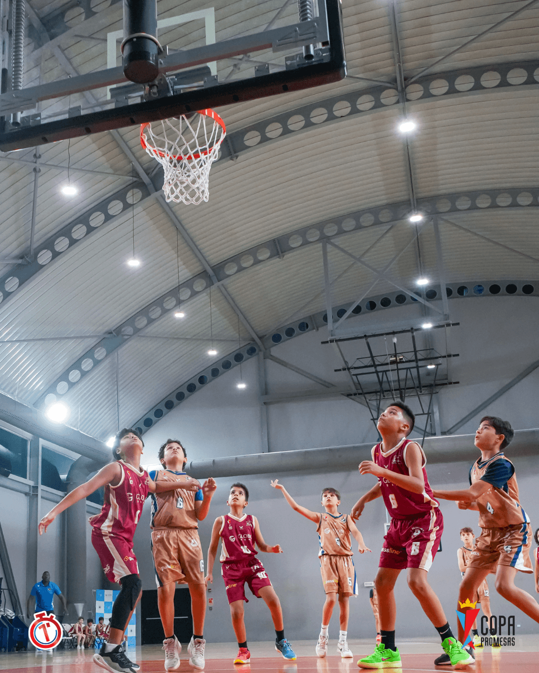 Mustang vs AIP Fighting Owls — foto 6