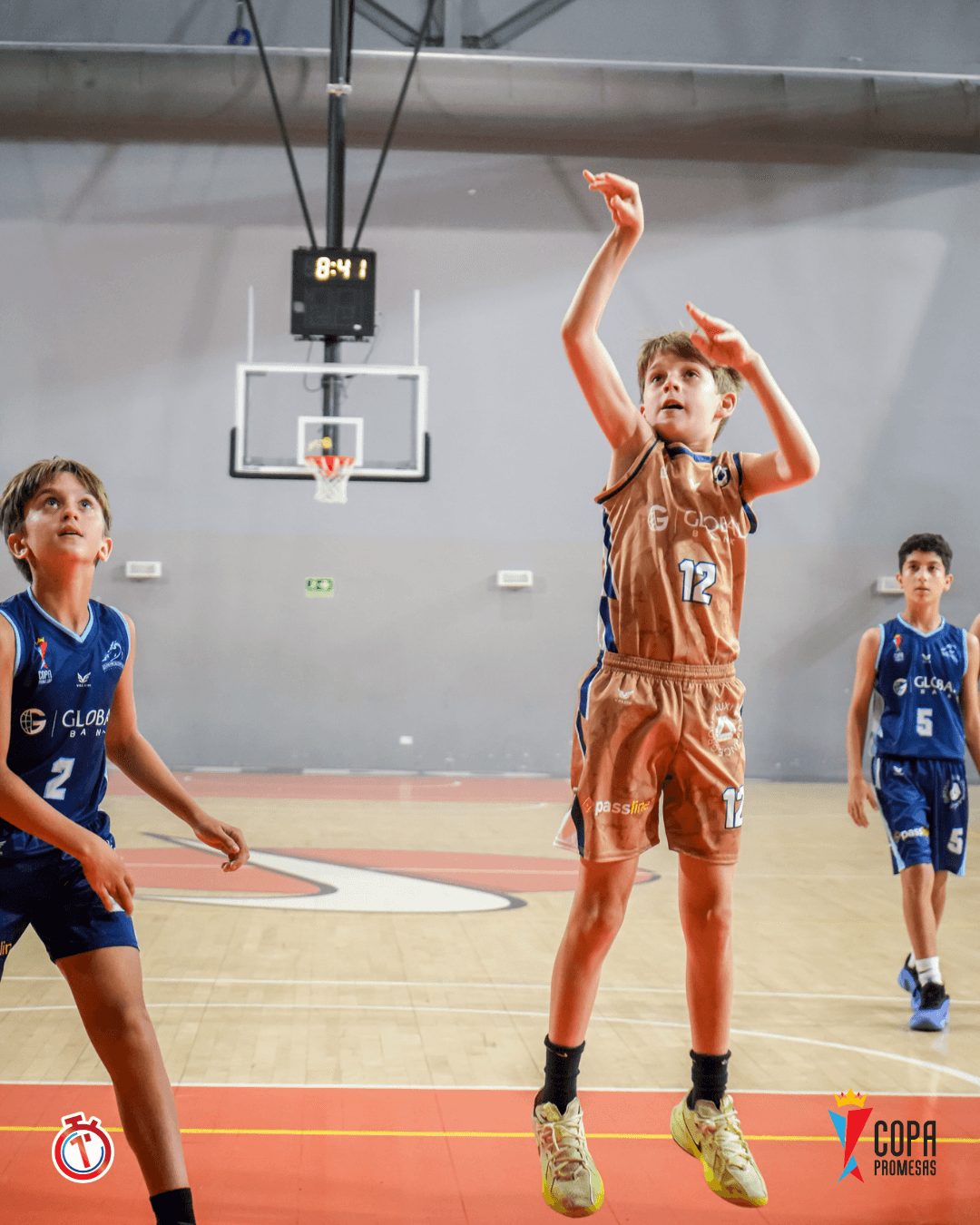 Dragons vs AIP Fighting Owls — foto 7