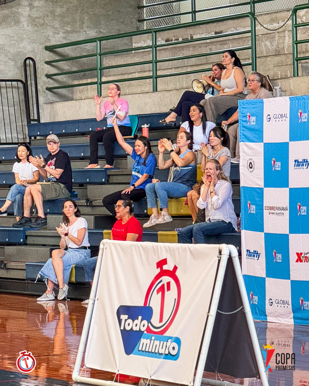 Dragons vs Mustang — foto 7