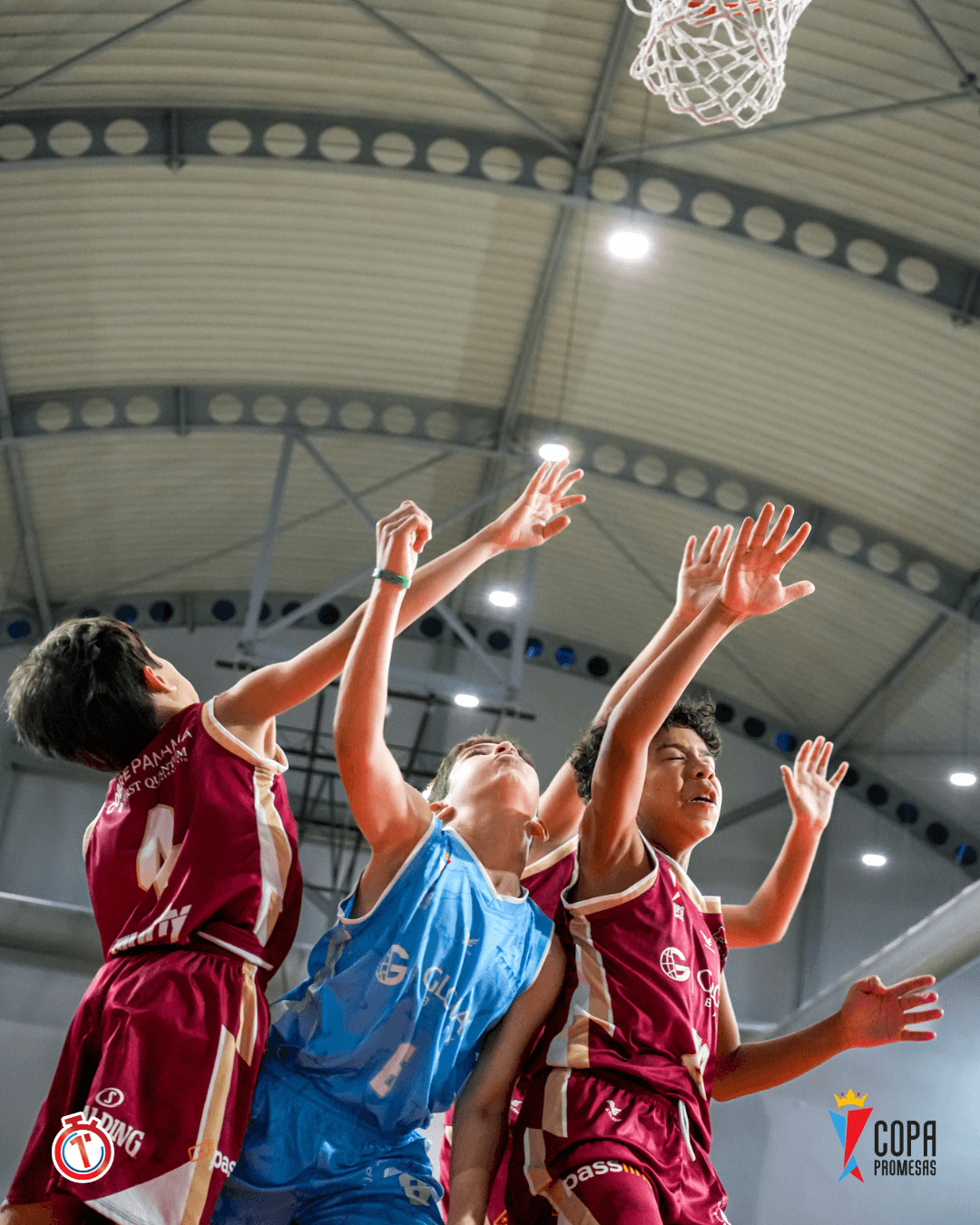 IAE Titans vs Mustang — foto 7