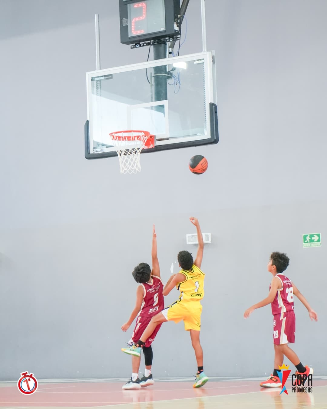 Mustang vs Colegio Javier — foto 9