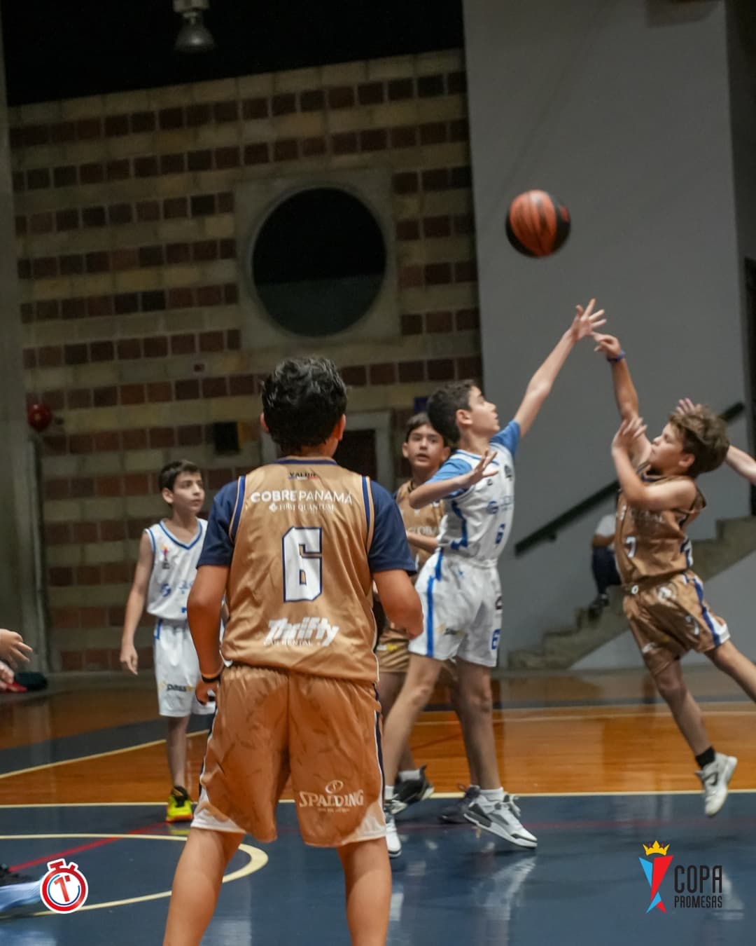 AHP Legends vs AIP Fighting Owls — foto 9