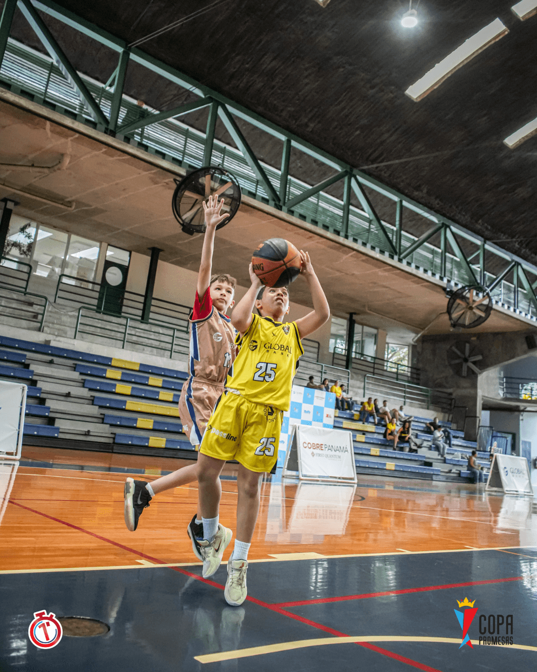AIP Fighting Owls vs Colegio Javier — foto 9